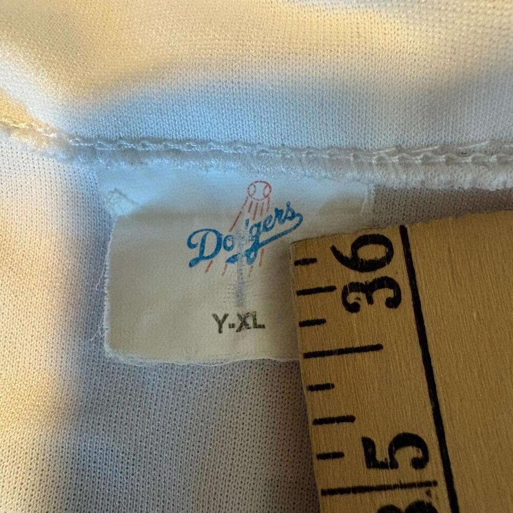 Los Angeles Dodgers Jersey Youth XL White Gonzalez 23 MLB Baseball Shirt Tee Top - Picture 2 of 7